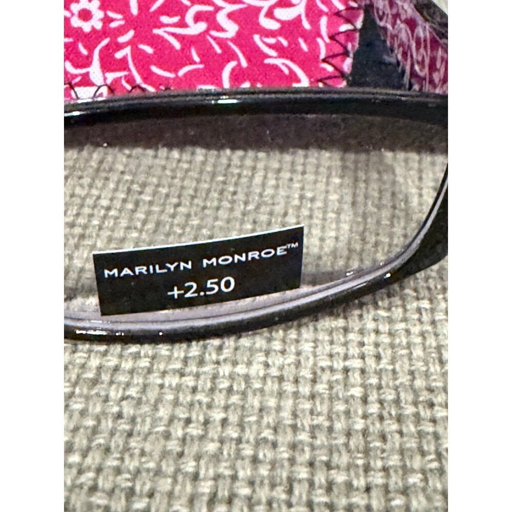 Marilyn Monroe Readers & Case +2.5 - Picture 2 of 5